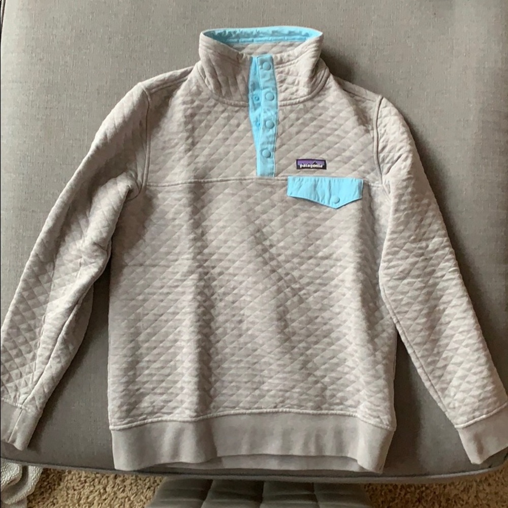 Patagonia quilted pullover size small